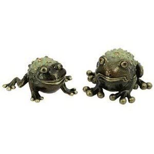 Hand Painted Frog Salt & Pepper Shakers M822