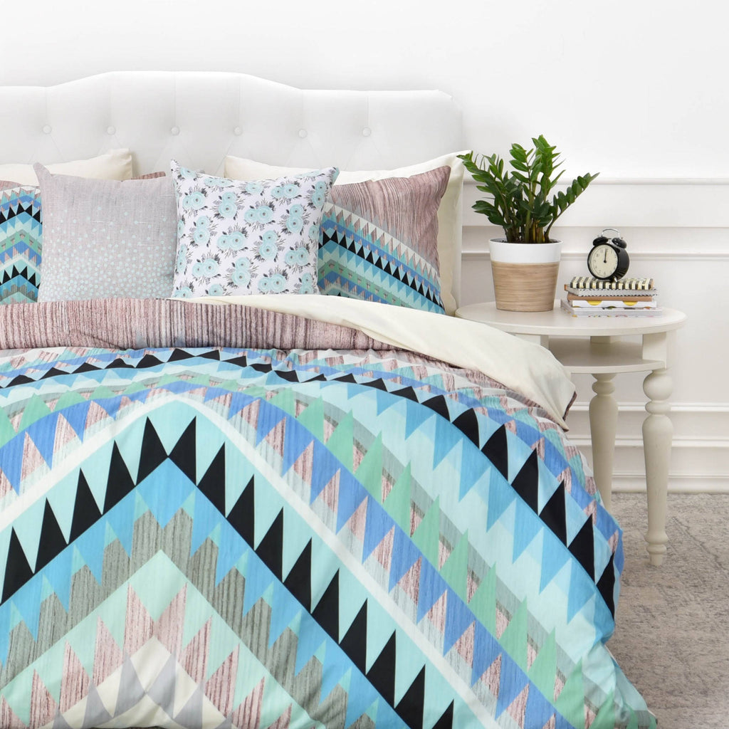 Twin/Twin XL Duvet Cover D699