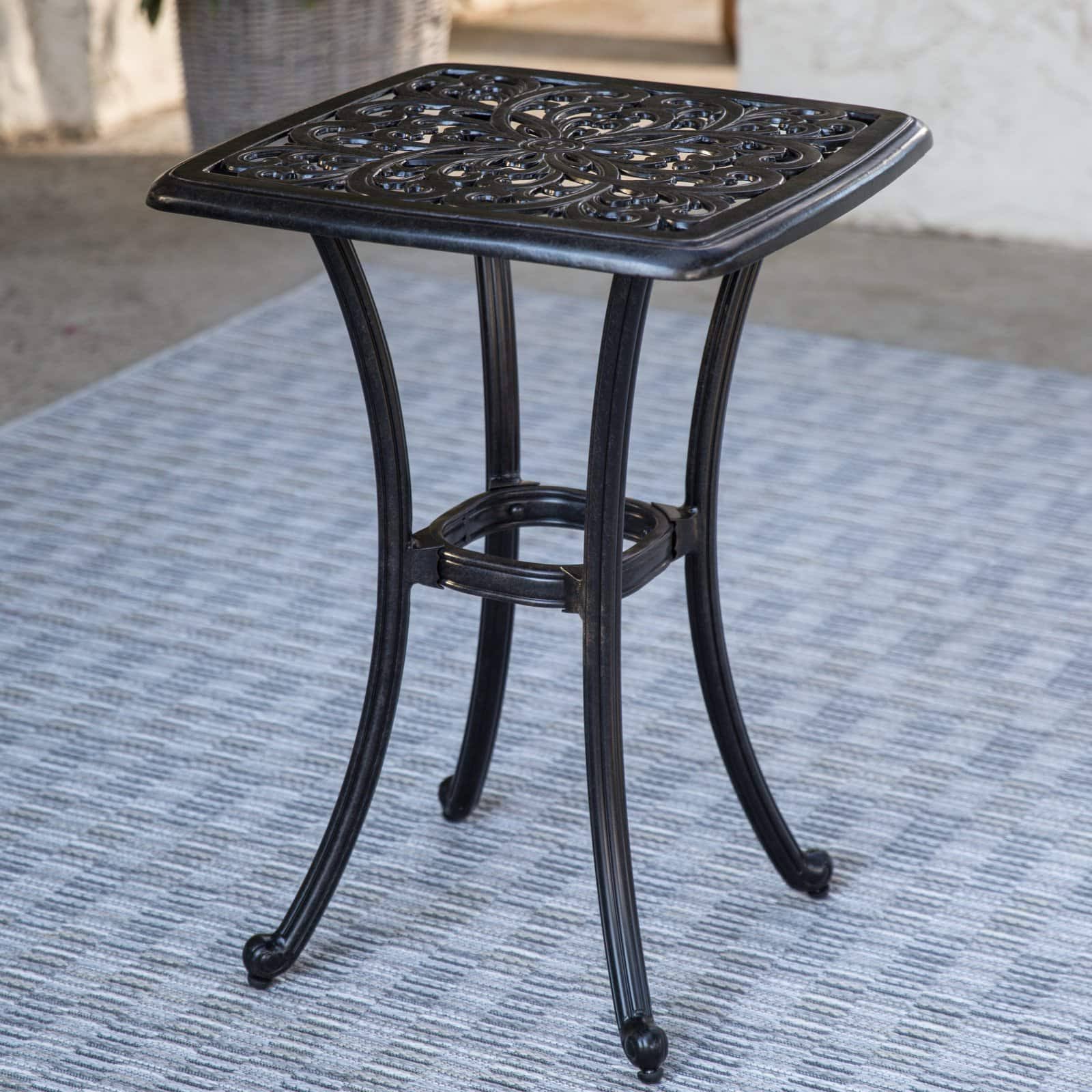Cast Aluminum Side Table M670775