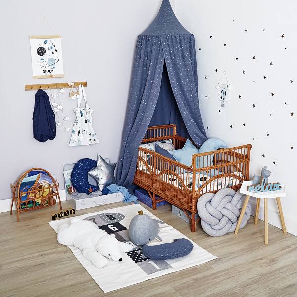 Grey Bed Canopy and Floor Mat M713