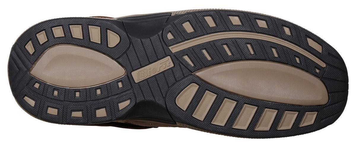 Brown 11 Medium Men's Shoes W440