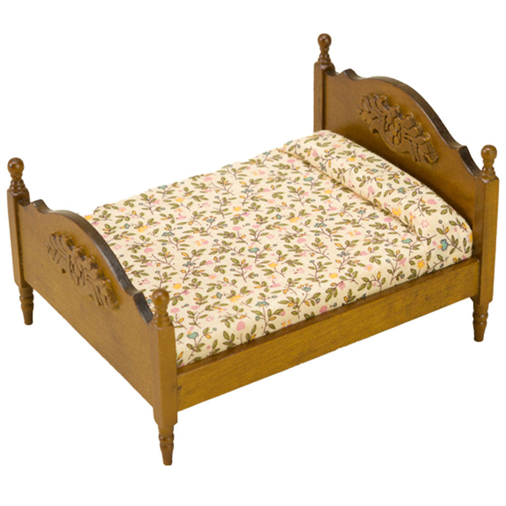 Doll House Miniature Double Bed Model Bedroom Scene Prop Decoration E8300