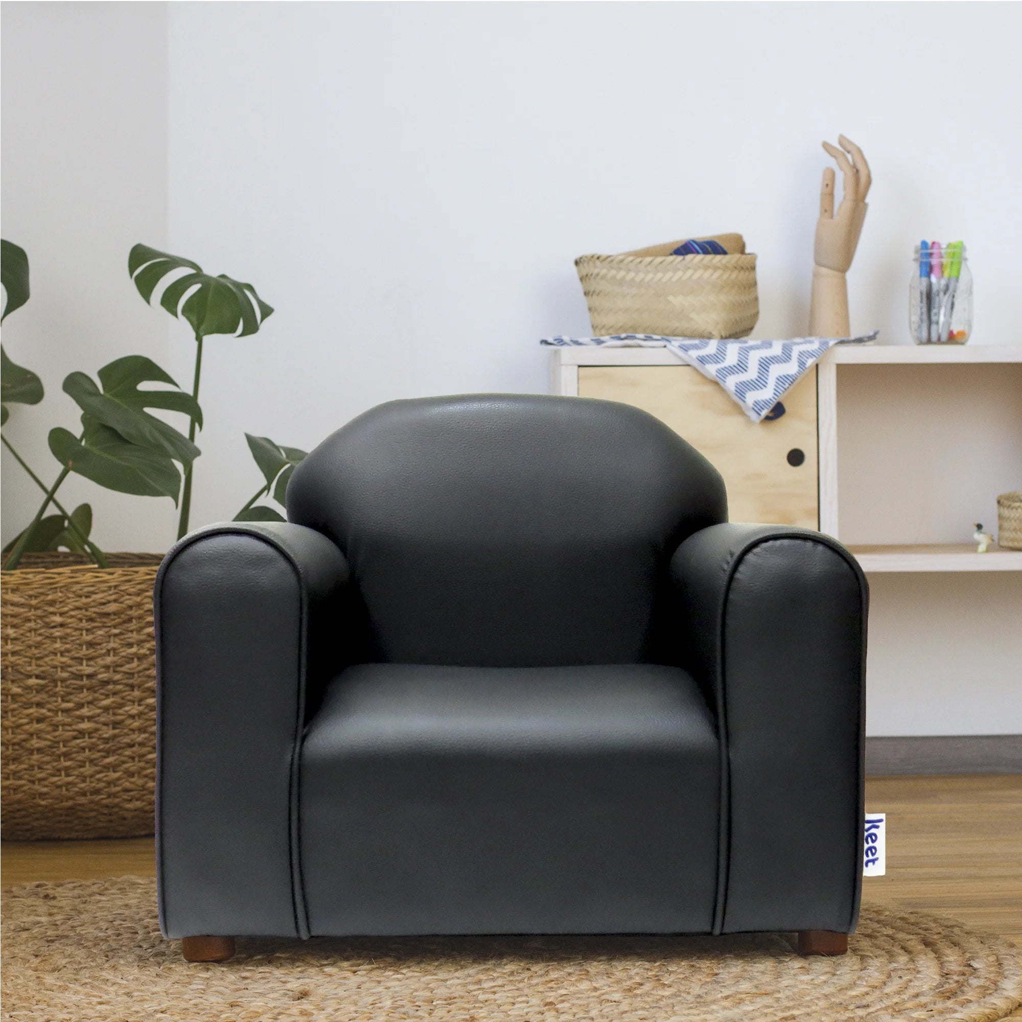 Black Children's Chair with Ottoman G7117